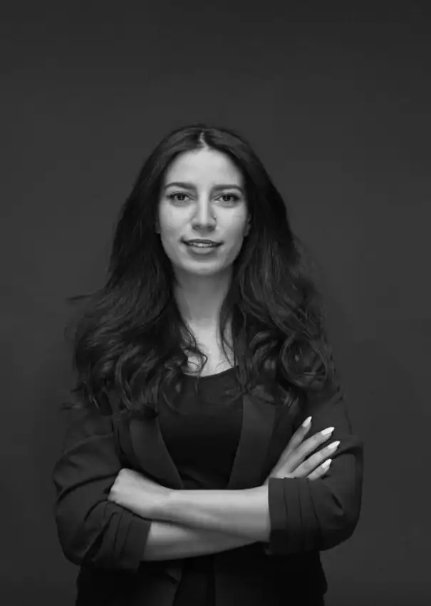 Youssra Cafile : Responsable administrative